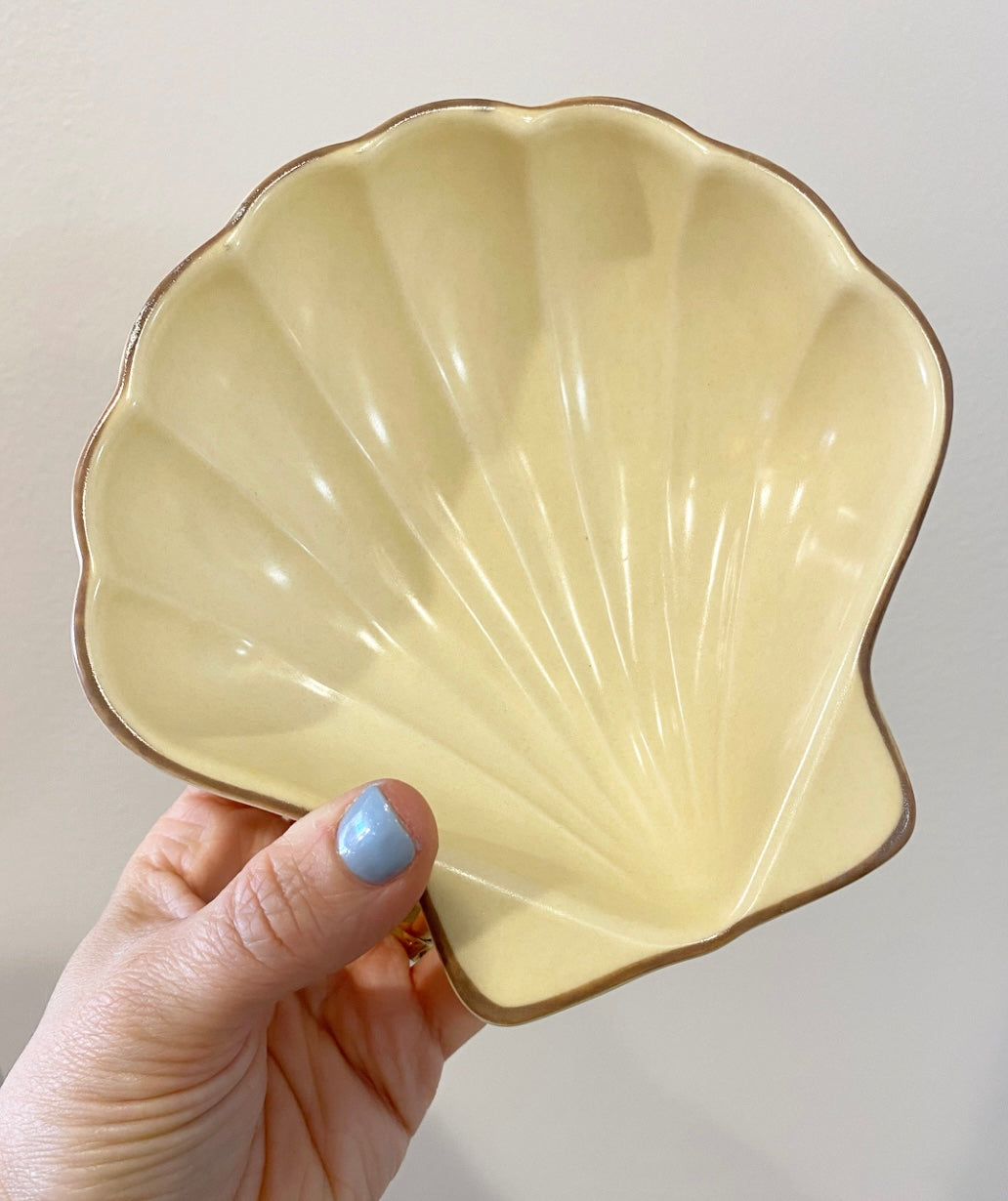 Vintage Ceramic Shell Dish