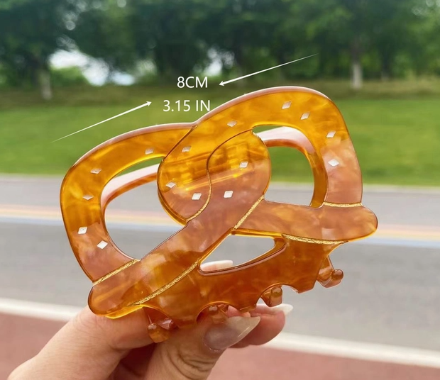 Pretzel Hair Claw Clip