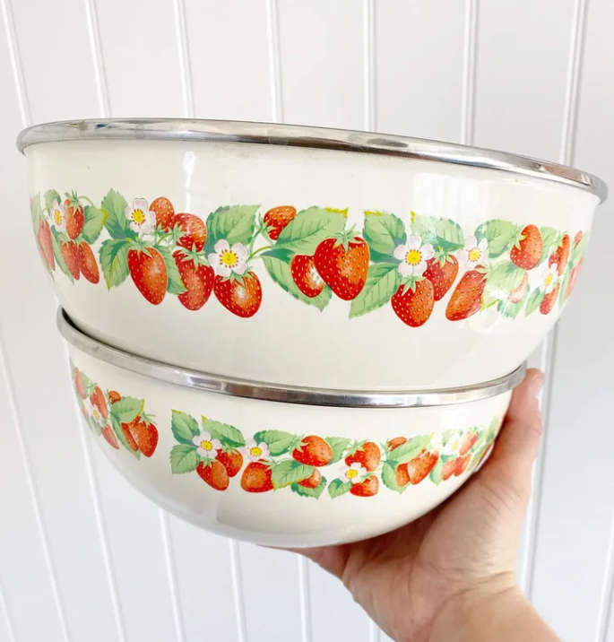 Vintage Strawberry Enamel Nesting bowls