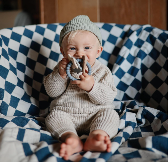 Mushie Teething Ring (blue/space)
