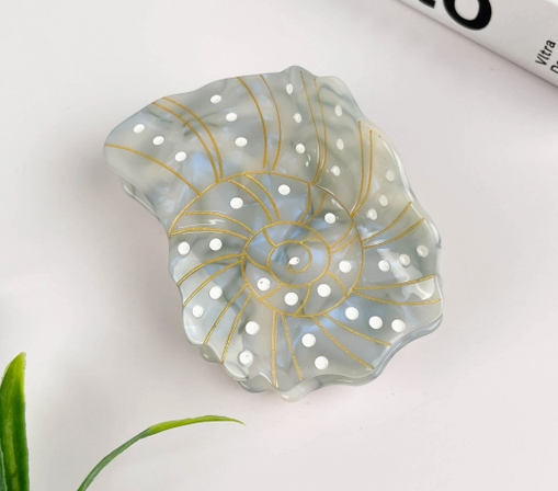 Conch Shell Claw Hair Clipi